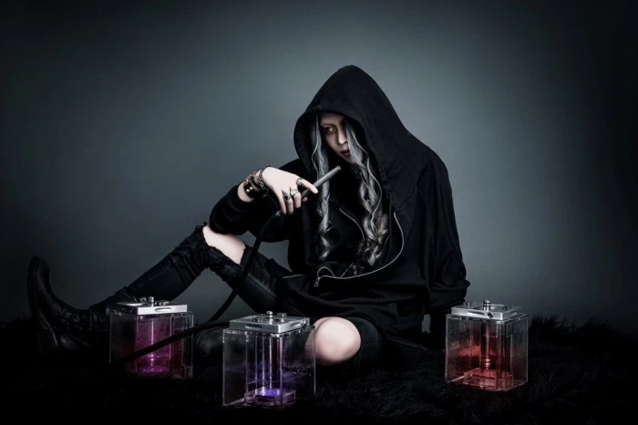 キャストカバー画像3