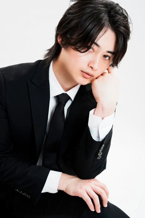 キャストカバー画像1