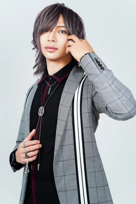 キャストカバー画像3