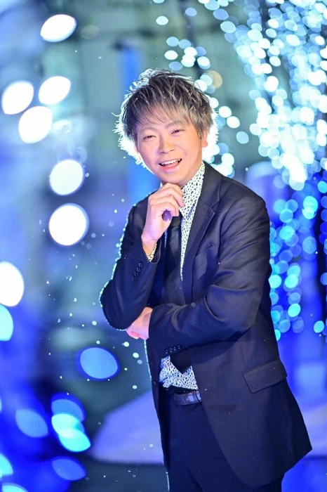 キャストカバー画像1