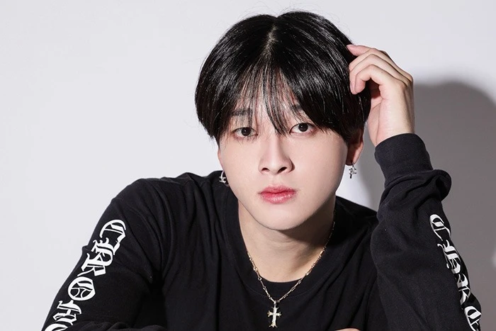 キャストカバー画像3