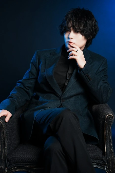 キャストカバー画像1