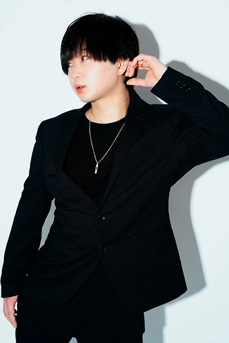 キャストカバー画像2