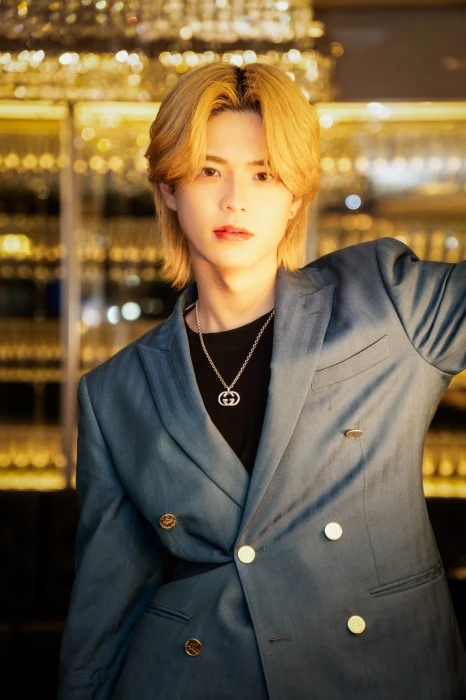 キャストカバー画像1