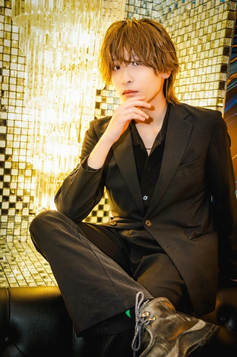 キャストカバー画像2