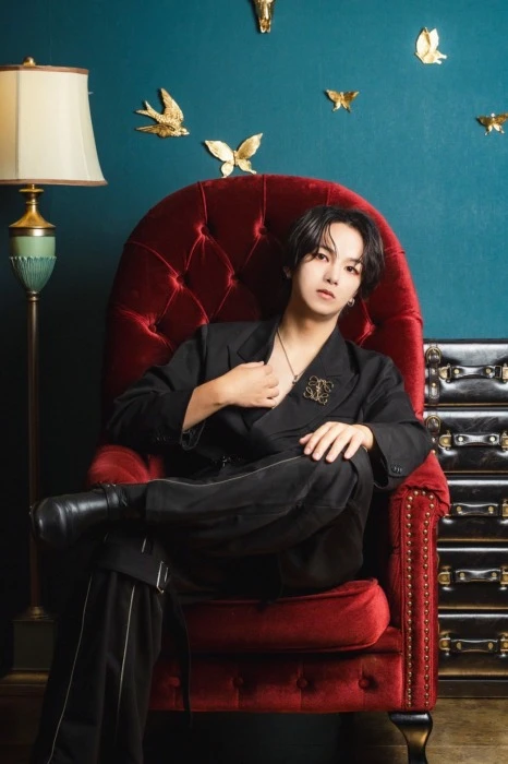 キャストカバー画像1