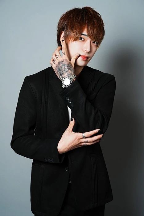 キャストカバー画像3