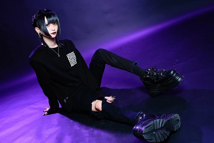 キャストカバー画像2