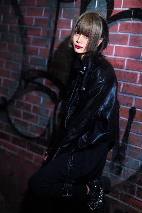 キャストカバー画像3