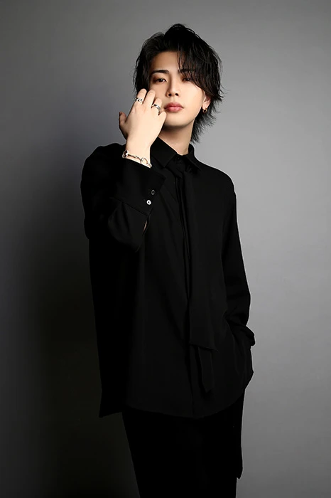 キャストカバー画像2