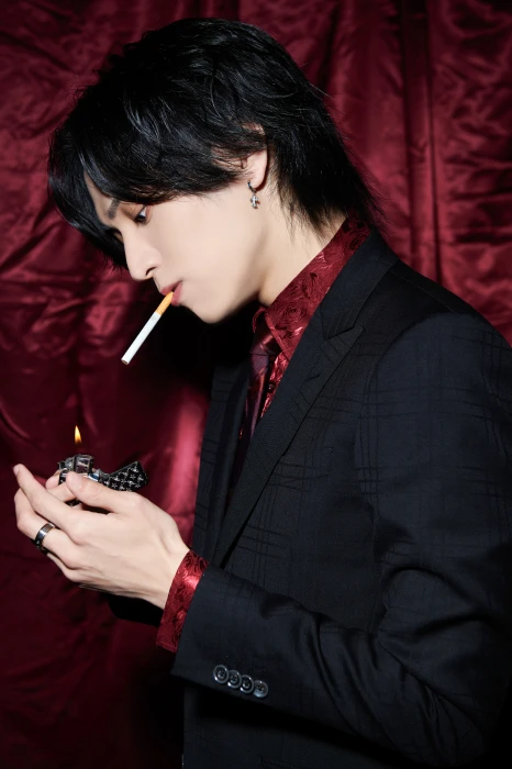 キャストカバー画像1