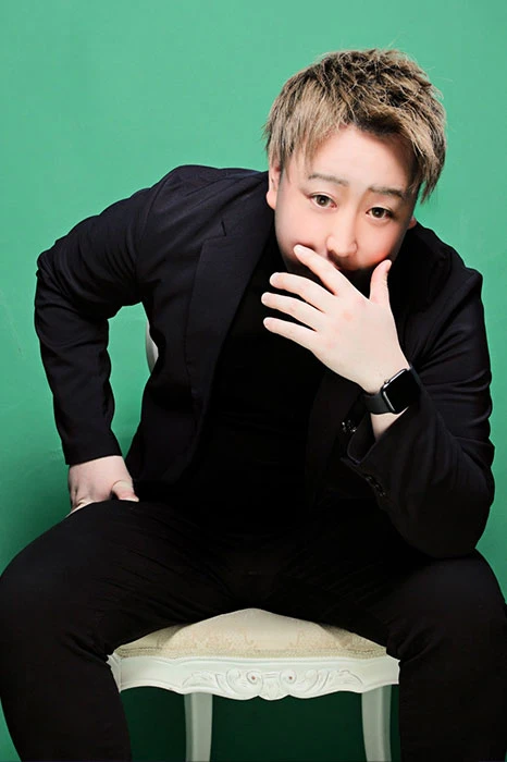 キャストカバー画像1