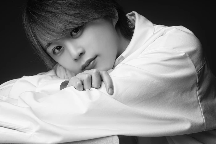 キャストカバー画像1