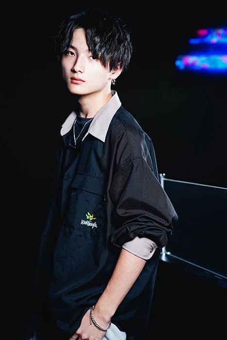 キャストカバー画像2