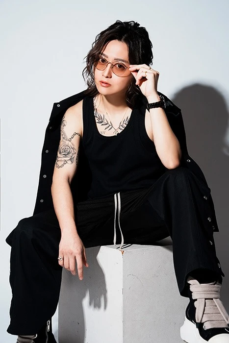 キャストカバー画像3