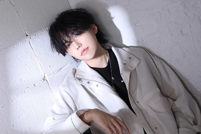 キャストカバー画像1