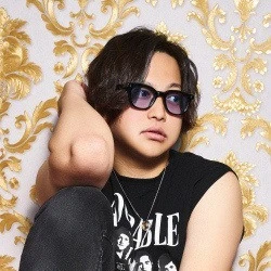 登坂智弥