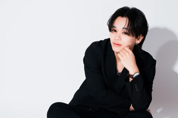 キャストカバー画像1