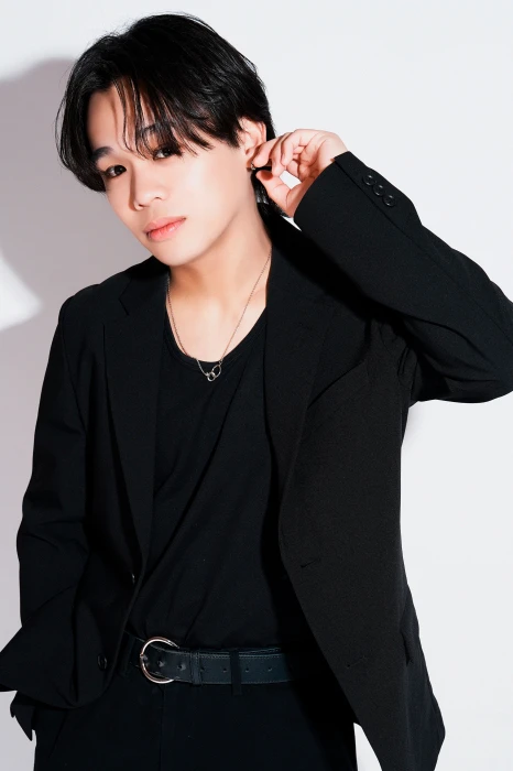 キャストカバー画像3