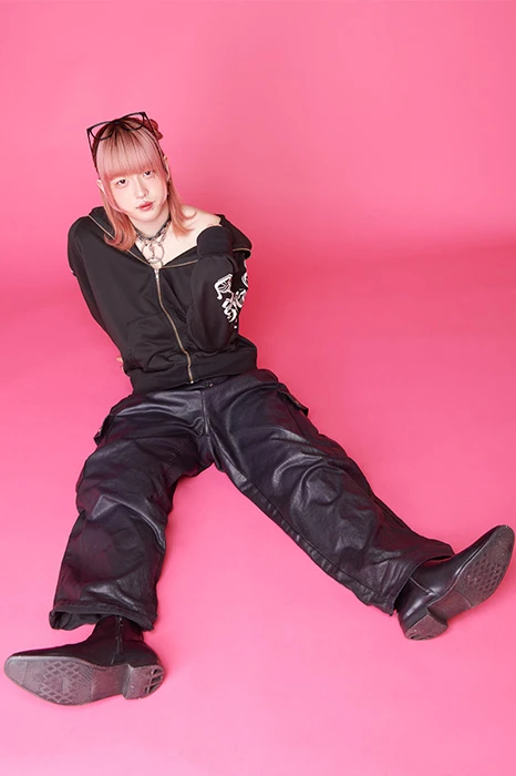 キャストカバー画像2