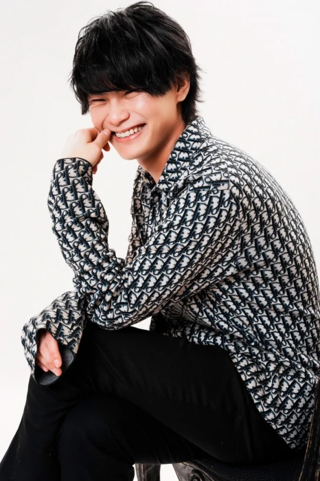 キャストカバー画像3