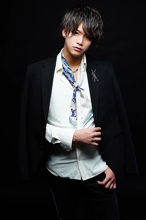 キャストカバー画像1