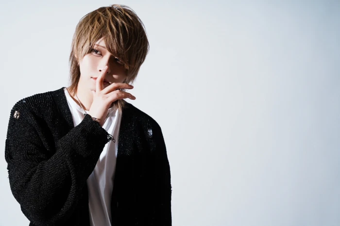 キャストカバー画像2