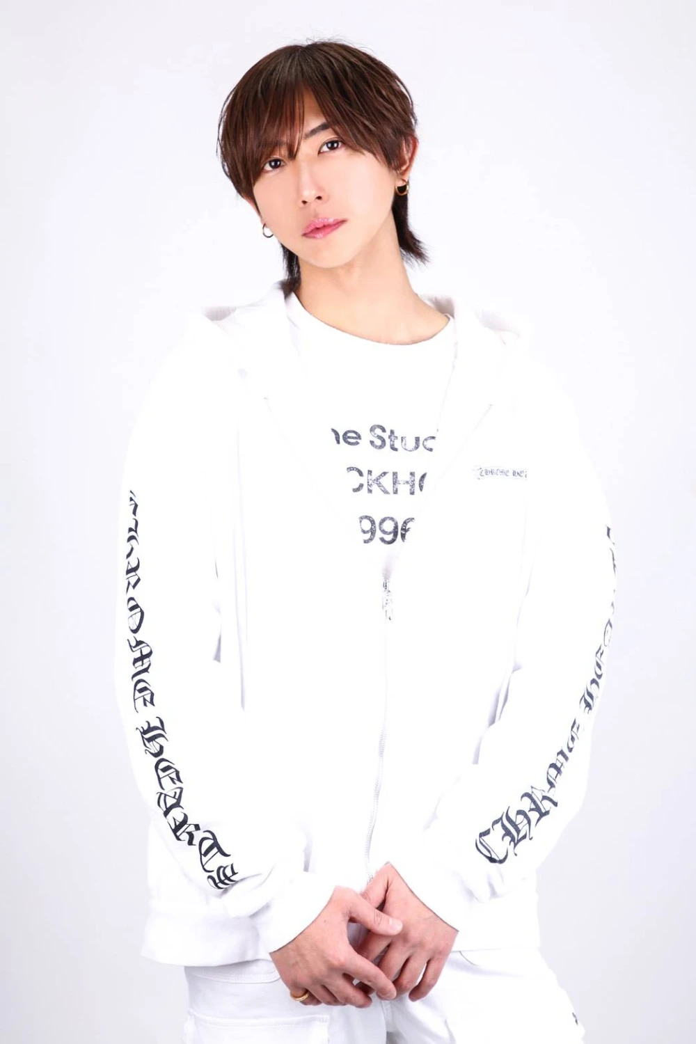 キャストカバー画像2