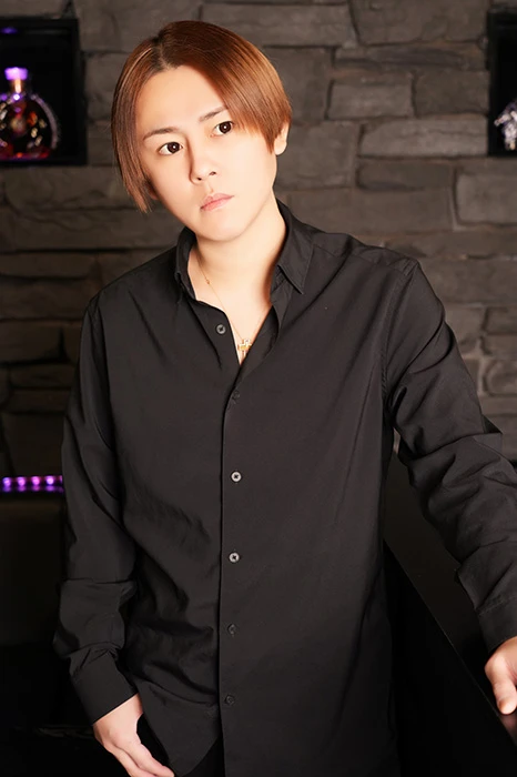 キャストカバー画像1