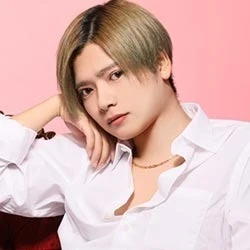 桜 夏輝