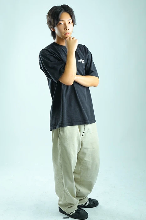 キャストカバー画像3