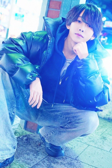 キャストカバー画像2