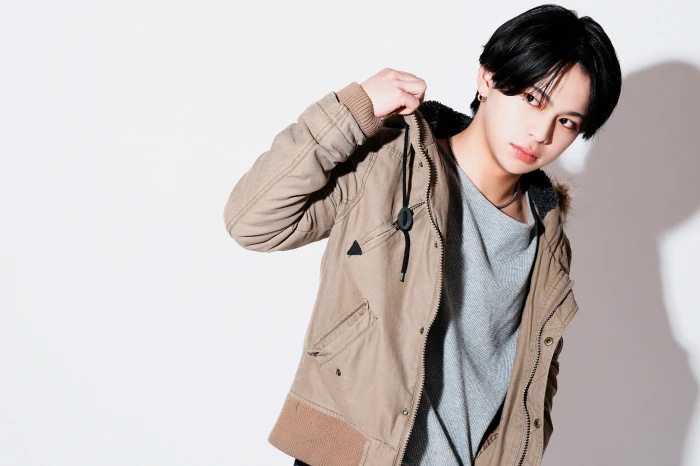 キャストカバー画像3