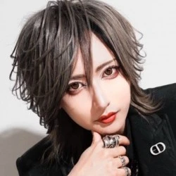 悠里a.k.a.アヘアヘたかしくん