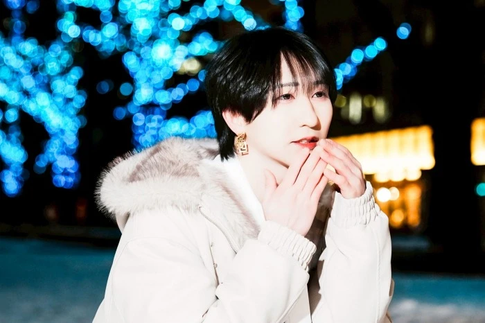 キャストカバー画像1