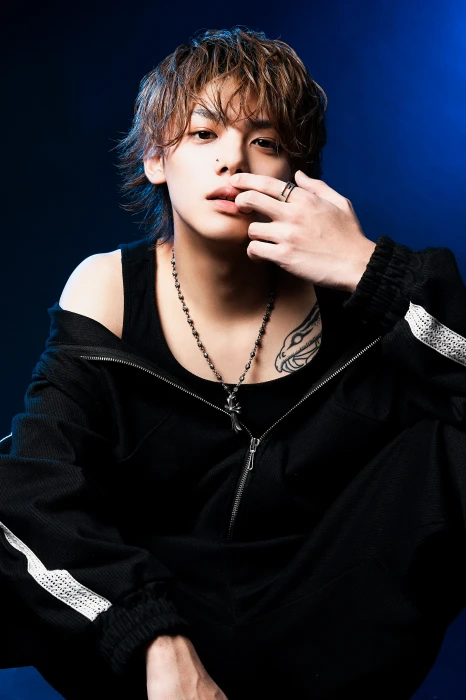 キャストカバー画像3