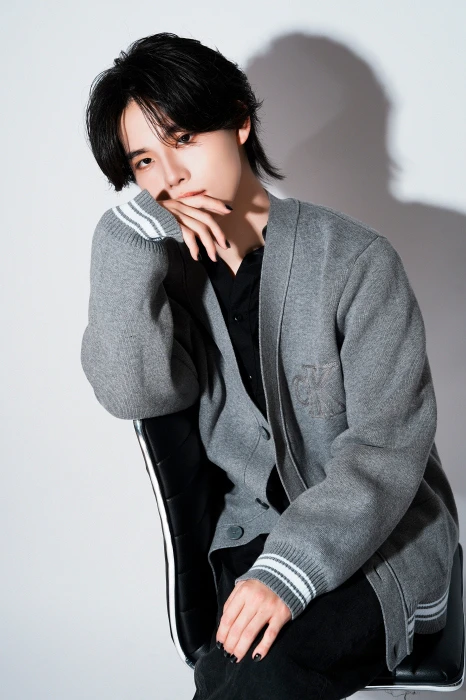 キャストカバー画像1