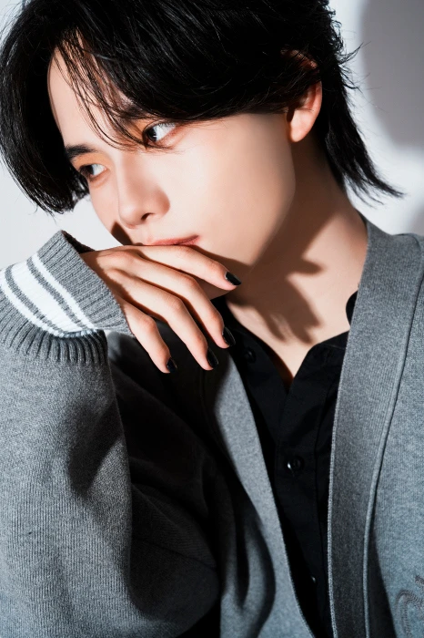 キャストカバー画像2