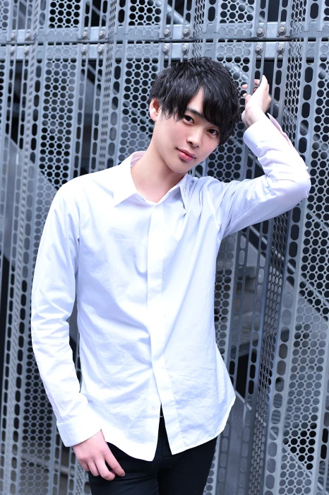 キャストカバー画像2