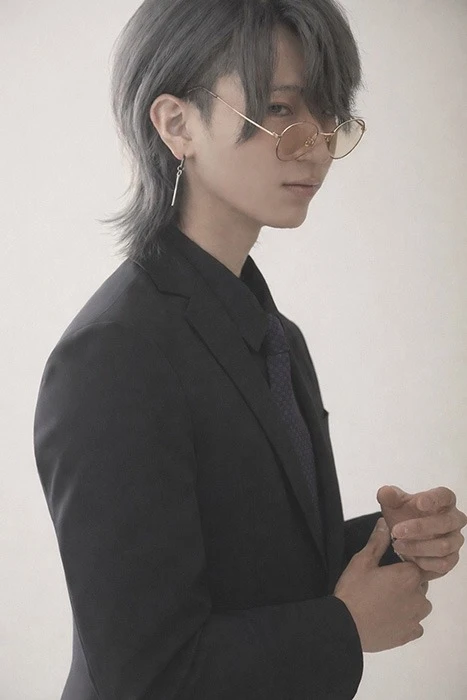 キャストカバー画像2