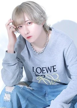 葵 加菜