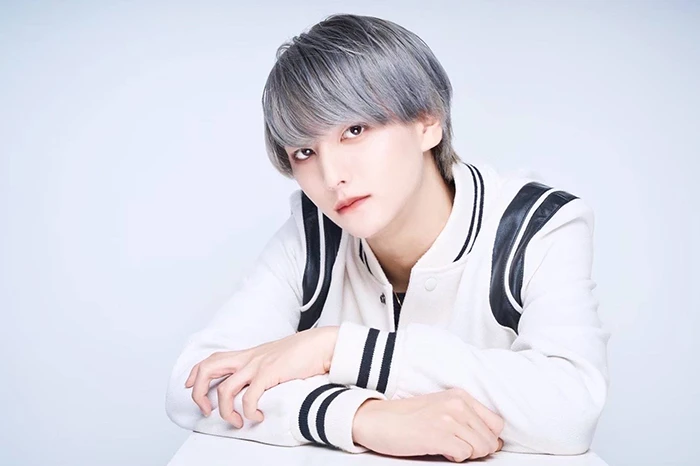 キャストカバー画像1