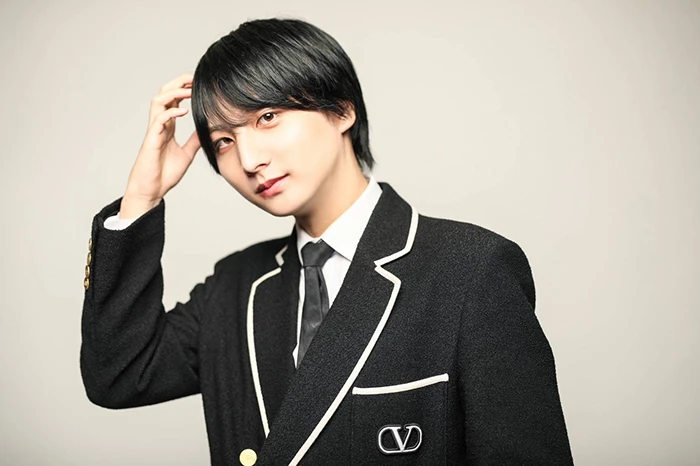 キャストカバー画像3