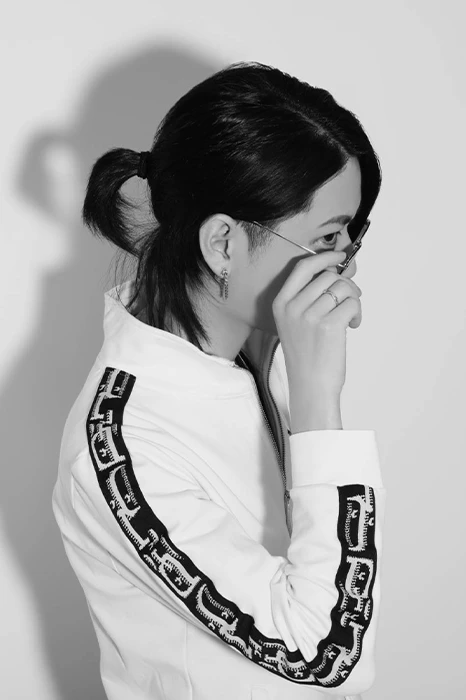 キャストカバー画像2