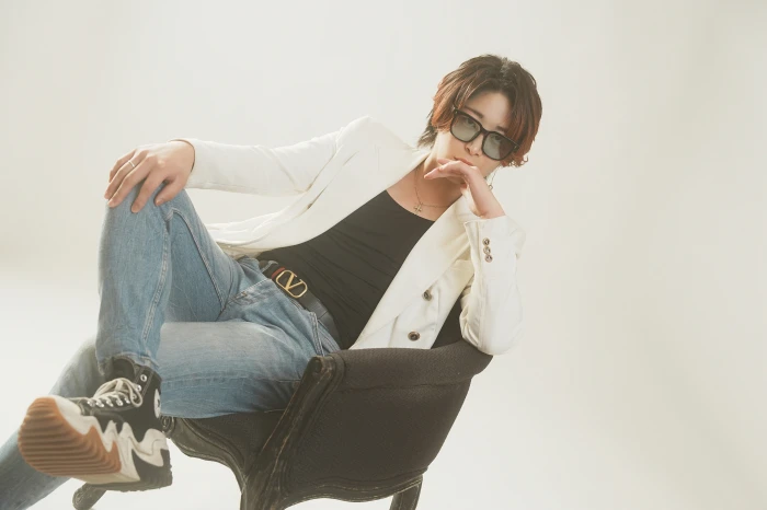 キャストカバー画像1