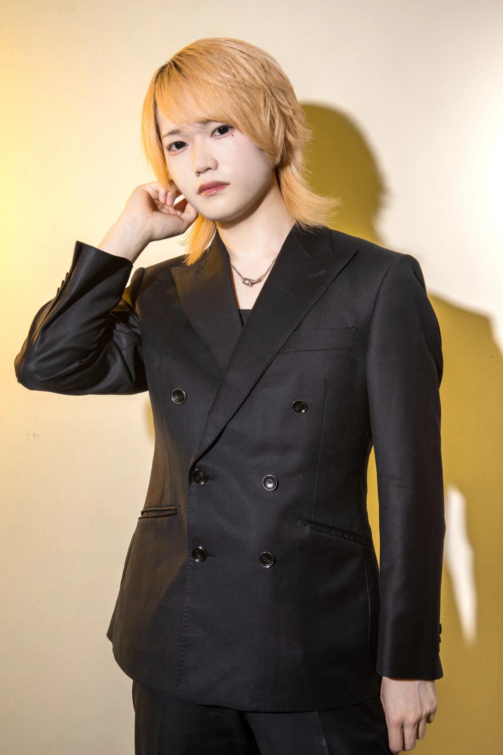 らず