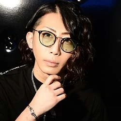 春壱