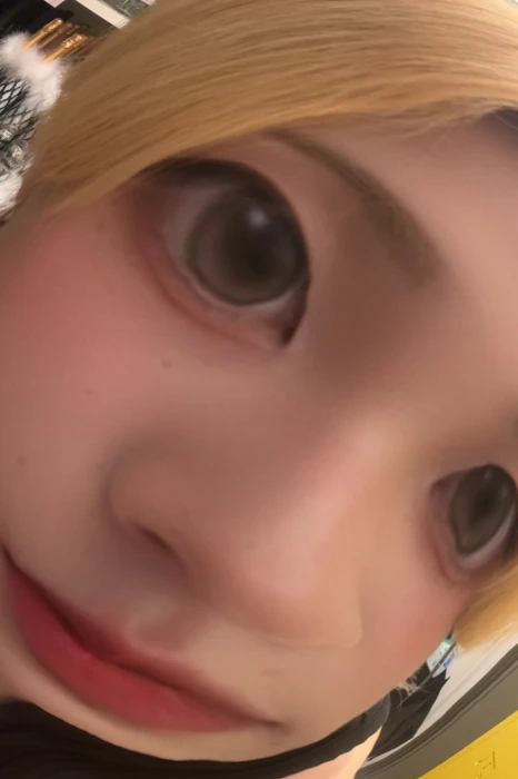 キャストカバー画像1