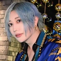 社 美緒