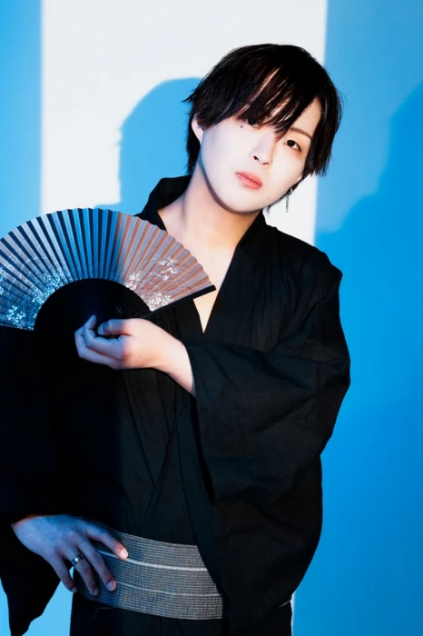 月